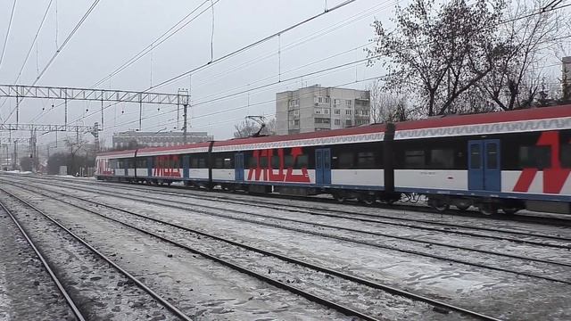 Электропоезд ЭГ2Тв-003 "Иволга 1.0" (ТЧ-17) пригородный поезд №7478 Подольск - Москва-Курская. смотреть онлайн