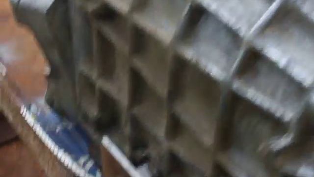 Токарный станок по дереву из коробки передач от ВАЗ 2101. смотреть онлайн