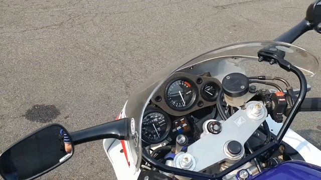 1995 Honda CBR400RR NC29 Gull Arm смотреть онлайн
