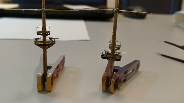 Крейсер Варяг Звезда 1:350. Часть 10. Установка мачт, изготовление прожекторов и раструбов смотреть онлайн