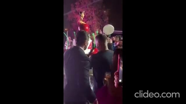 Александр Ревва показал торт в честь 45-летнего юбилея смотреть онлайн