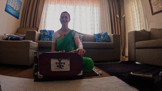 Воскресная нама-хатта - Киртан на Лимане (Анталия, 14 апреля 2023 г.) смотреть онлайн