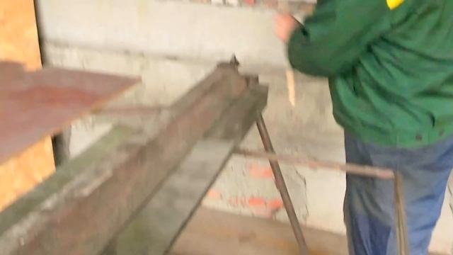 Листогиб самодельный. / Sheet bending machine /Листогиб из уголков / Листогибочный самодельный смотреть онлайн
