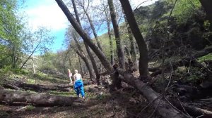 Водопад в ущелье Врата ада Белошапка Оренбургская область Семейный поход вблизи Орска и Новотроицка