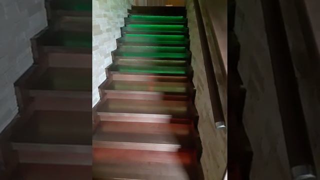 Автоматическая подсветка лестницы RGB смотреть онлайн