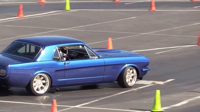 1966 Ford Mustang's 1st-Run @ Good Guys Autocross: 11/13/2016 смотреть онлайн