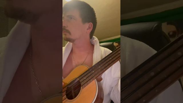 Бас укулеле смотреть онлайн