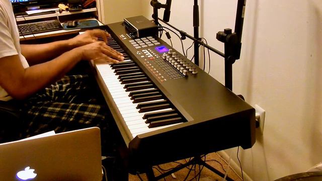 Short Jam Akai MPK88 Lounge Lizard EP-4 & Mainstage 3 смотреть онлайн