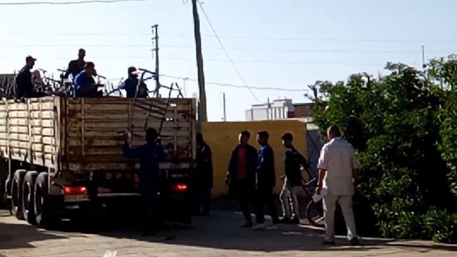 Chargement des pupitres Réalisées par les stagiaires d'ISTA Sidi Slimane . Encadrement , Mr ZOUGA смотреть онлайн