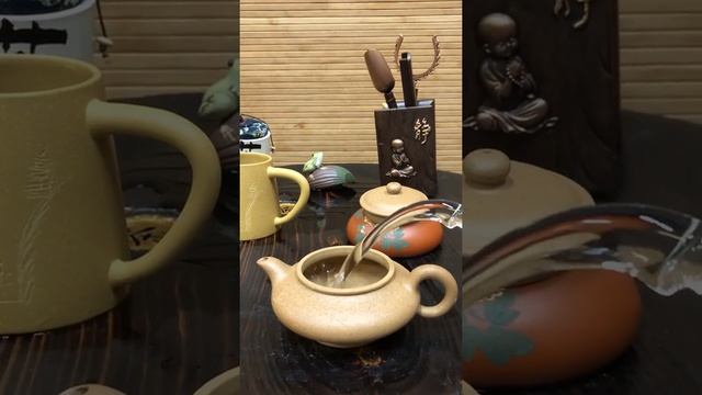 Чайник # 18157, исинская глина, 172 мл./Teapot # 18157, yixing clay, 172 ml. смотреть онлайн