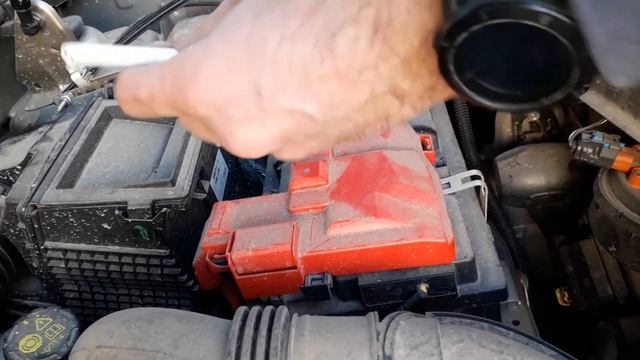 резетка в багажник #рено дастер /Reno duster смотреть онлайн