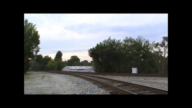 NS P60 @ Cleveland & Salisbury with CR SD50 leading (6/4/12) смотреть онлайн