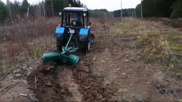 Плуг лесной ПКЛ-70А Леспромресурс - видео в работе на тракторе МТЗ-82 смотреть онлайн