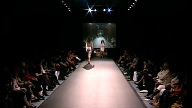 Gaspard Yurkievich catwalk at 4th AXDW смотреть онлайн