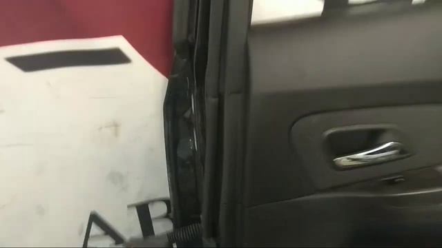 Задняя правая чёрная дверь Cruze хэтчбек смотреть онлайн