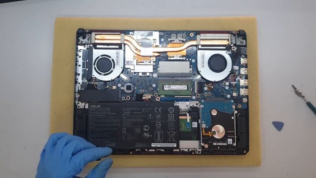 ASUS TUF Gaming FX505DT Review: How to open. Disassembling a laptop смотреть онлайн