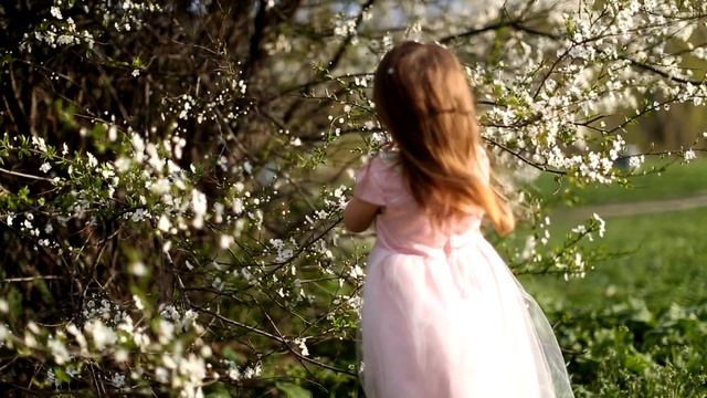 Трогательные стихи о весне смотреть онлайн