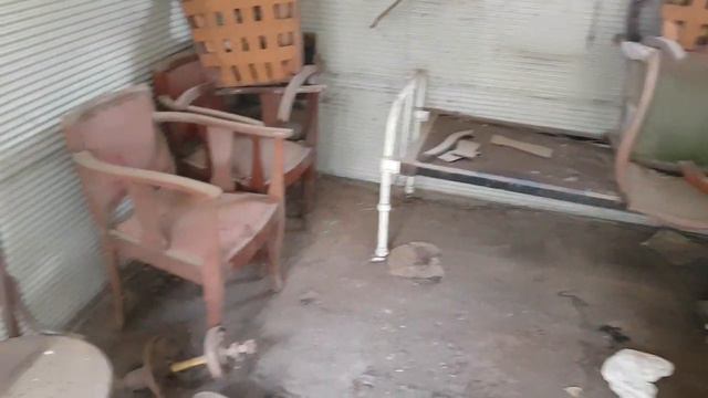 Return to the 1870's Western Australian Pub! Old Bottles, Relics & Servants Quarters Tour! Part 2 смотреть онлайн