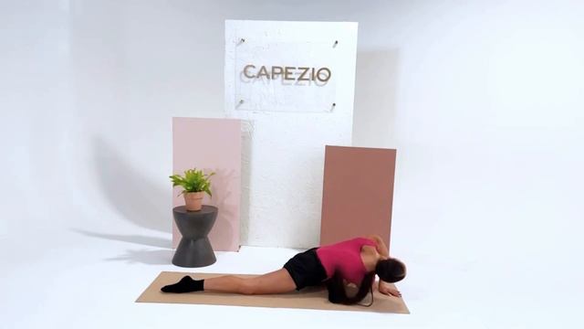 Stretch & Flex: 20 Minute Stretch Improvement with Olivia Alboher смотреть онлайн