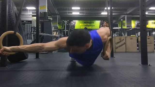 Отжимания ЛУЧНИКА на кольцах / GYMNASTICS RINGS ARCHER PUSH UPS смотреть онлайн