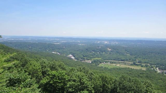 See seven states from Rock City Lookout Mountain in Georgia смотреть онлайн