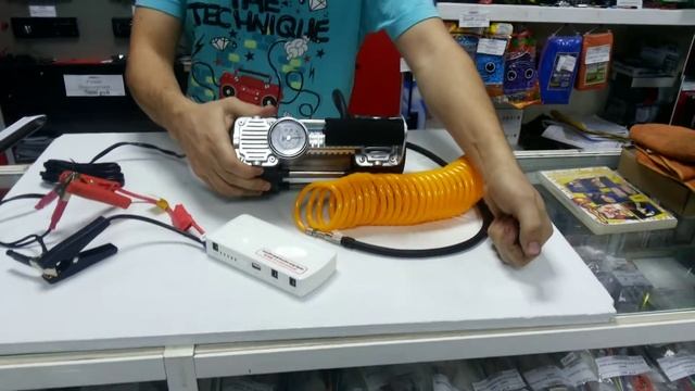 Jump Starter и компрессор - демонстрация возможностей смотреть онлайн