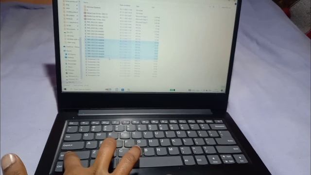 How to select multiple files in laptop || How to select multiple File , photo,video,songs on laptop смотреть онлайн