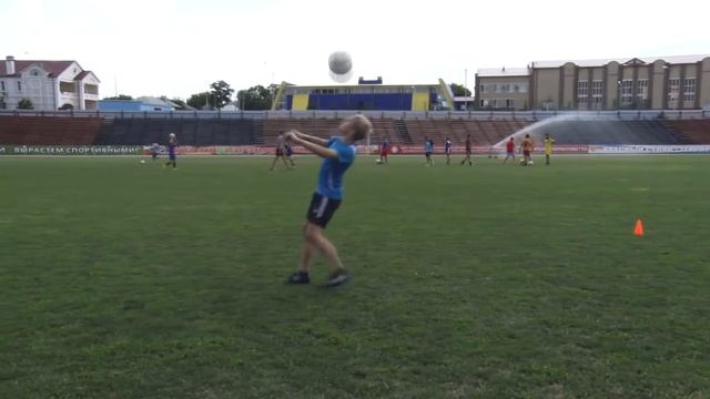 Детский футбол в Красном Сулине 04 07 18 смотреть онлайн