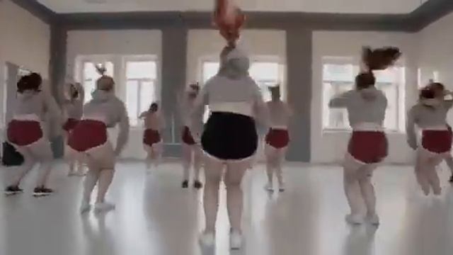 Тверк смотреть онлайн