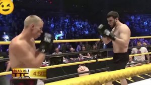 1 вырубил троих, махач 4х4