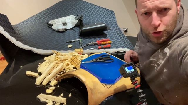 INSTALLING A GEL SEAT PAD INTO MOTORCYCLE SEAT смотреть онлайн
