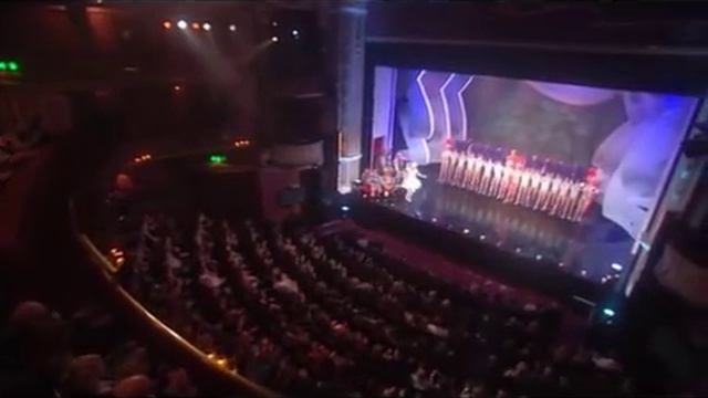 We Are Most Amused Finale (Always Look on the Bright Side of Life) смотреть онлайн