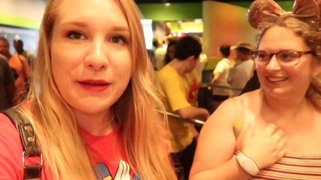 How To Avoid The Lines! | Magic Kingdom Rope Drop смотреть онлайн