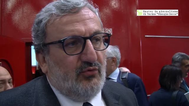 Salone del libro 2016 - Intervista a Michele Emiliano смотреть онлайн