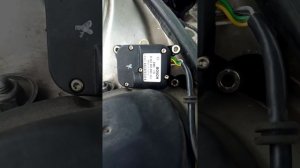 Ауди С4 блокировка заслонки смешивания воздуха в отопителе (временный колхоз).