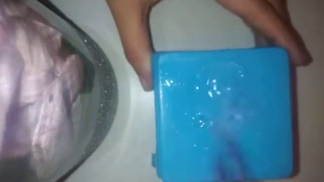 WHICH IS BETTER?BODY WASH OR TRESSEME SHAMPOO TO MAKE SLIME! смотреть онлайн