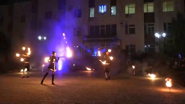 ОГНЕННОЕ ШОУ (fire show) ВАРАШ 2019 (Varash. Ukraine) (2) смотреть онлайн