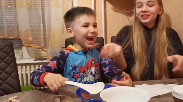 БОЛЬШАЯ СРЕДНЯЯ МАЛЕНЬКАЯ ЛОЖКА ЧЕЛЛЕНДЖ!!!!