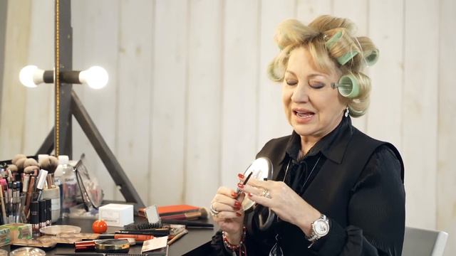 MAKEUP/DOWN - ZOLTÁN ERIKA - LILULAND смотреть онлайн