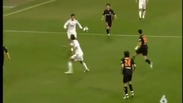 Прекрасный гол Ван Нистелроя за Реал эпохи Капелло смотреть онлайн