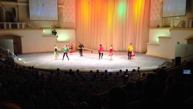 Ансамбль Березка - Хохломская скамейка смотреть онлайн
