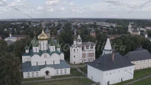 D-Log. Suzdal, Russia. Flight. The Saviour Monastery of St. Euthymius. Cathedral of the Transfigura смотреть онлайн