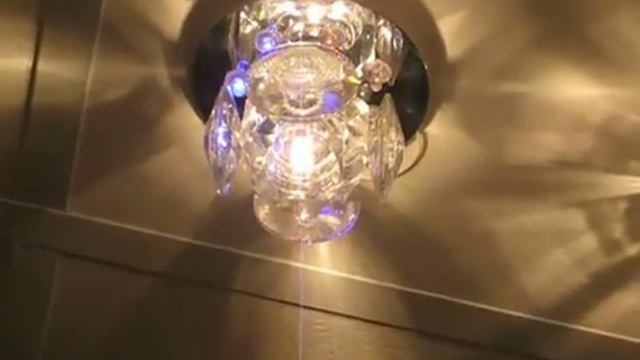 Точечный светильник со светодиодной подсветкой Elvan LED-2007 хром смотреть онлайн