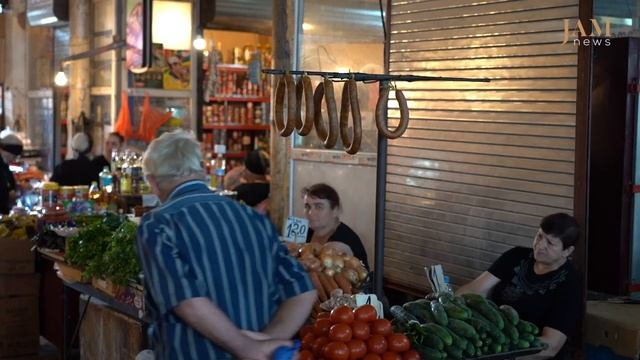 На рынке в Зугдиди на западе Грузии JAMnews 2020 смотреть онлайн
