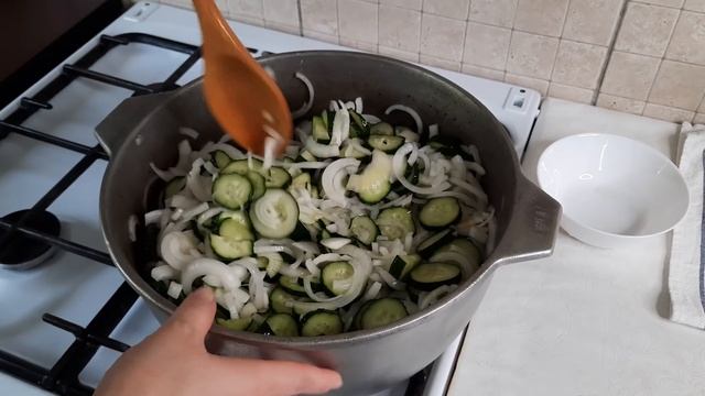 ЗАКУСКА из огурцов НА ЗИМУ? Мой САМЫЙ любимый рецепт! смотреть онлайн