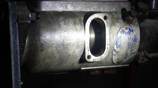 Massey Ferguson 65 Part 35 Checking Injection Pump Circlip Position смотреть онлайн