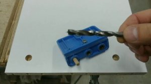 Присадка эксцентриковой стяжки.