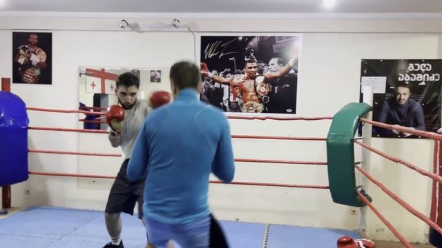 Дионис и Виктор из Зала бокса Колодия в Грузии смотреть онлайн