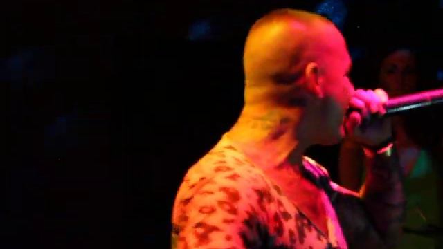 El Nino ft. Eliška Bučková live in Fabrika Club Letovice смотреть онлайн
