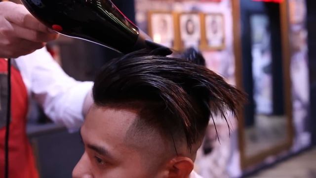 Mens Haircut 2023 - Straight Hair Men Slick Back Tutorial смотреть онлайн